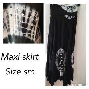 Women’s Maxi Skirt